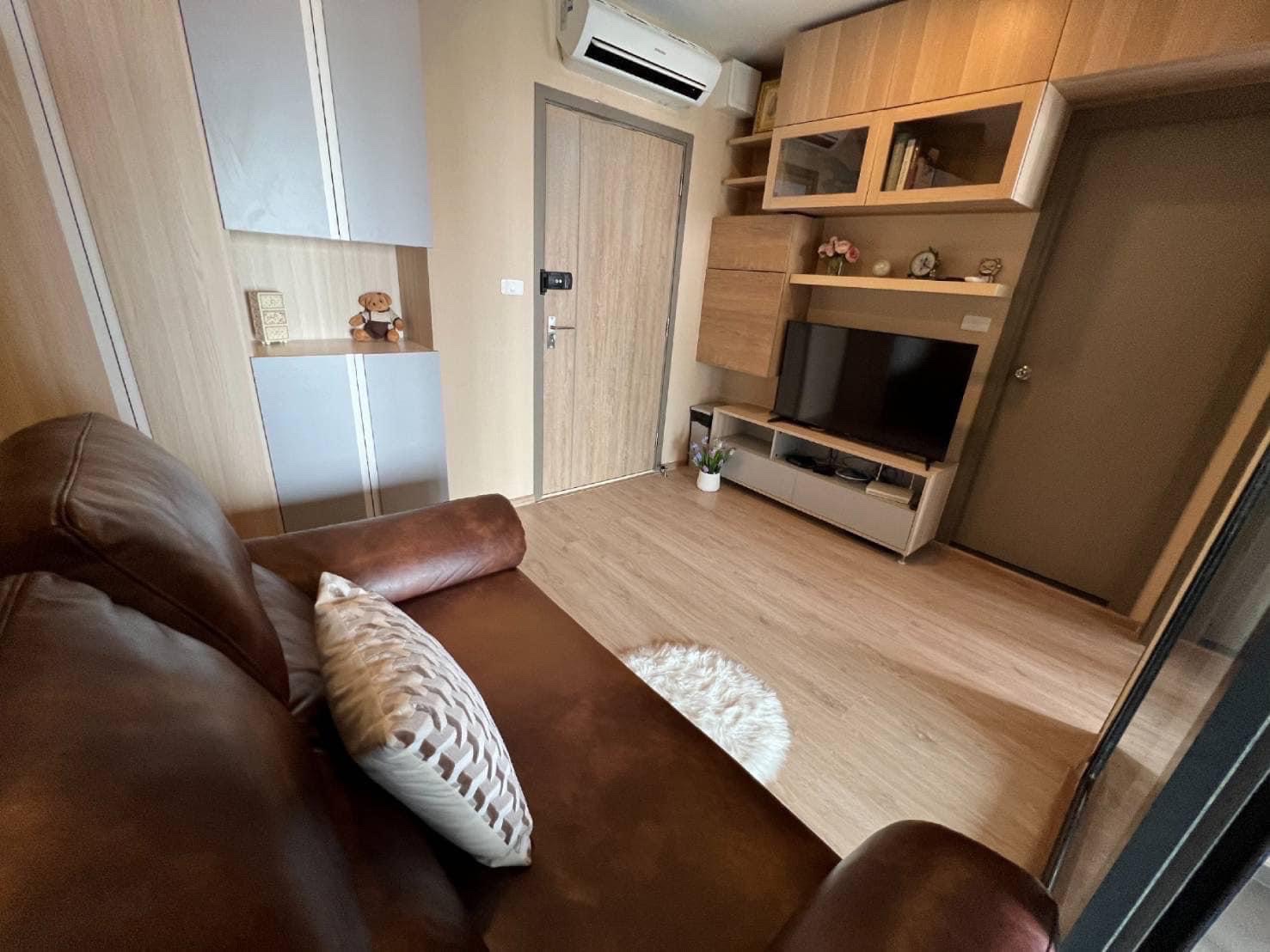 ให้เช่าคอนโดบางนา แบริ่ง ลาซาล : ให้เข่าระยะสั้น 2-6 เดือน ห้องพร้อมอยู่ 1 ห้องนอน ชั้นสูง ส่วนกลางจัดเต็ม