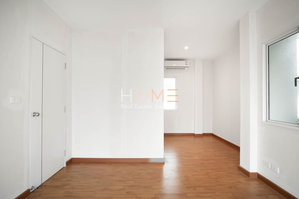 ขายบ้านพระราม 5 ราชพฤกษ์ บางกรวย : มือหนึ่ง ติดถนนราชพฤกษ์ 🔥 คาซ่า พรีเมี่ยม ราชพฤกษ์ - แจ้งวัฒนะ / 3 ห้องนอน (ขาย), Casa Premium Ratchapruek - Chaengwattana / 3 Bedrooms (FOR SALE) BALL205