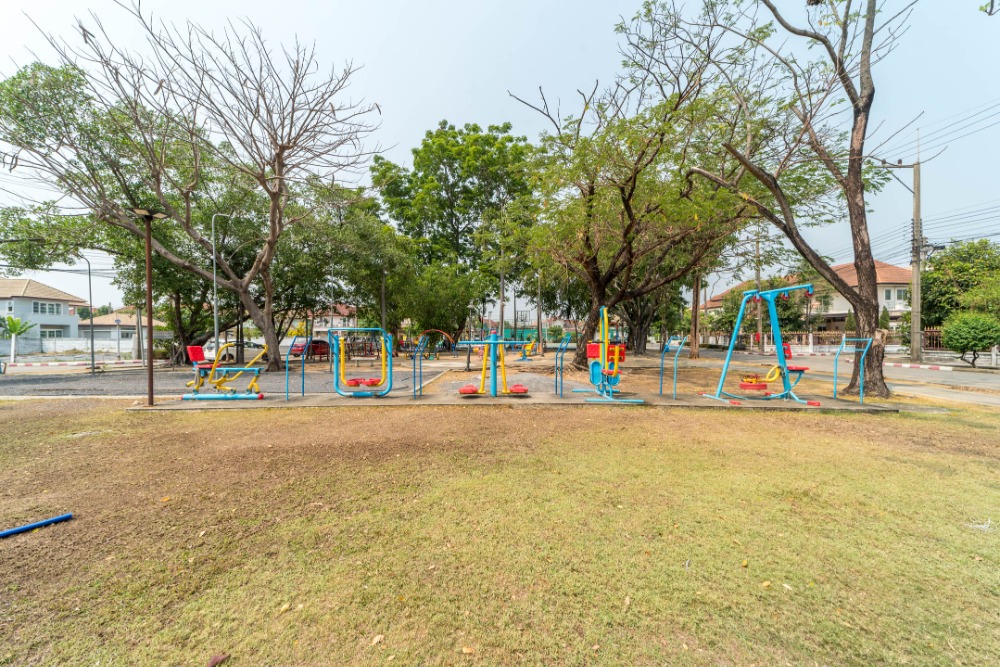 For SaleHousePathum Thani,Rangsit, Thammasat : House for sale, newly renovated, 4 bedrooms, very large living space, Baan Sathaphon Rangsit - Klong 3