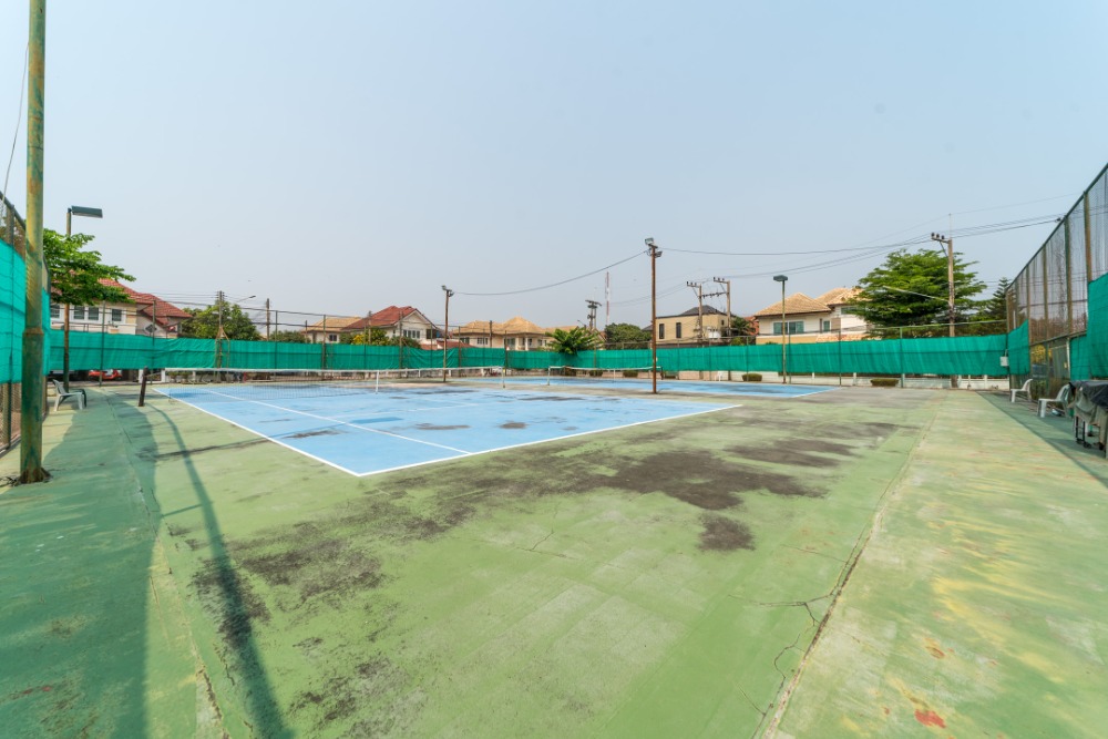 For SaleHousePathum Thani,Rangsit, Thammasat : House for sale, newly renovated, 4 bedrooms, very large living space, Baan Sathaphon Rangsit - Klong 3