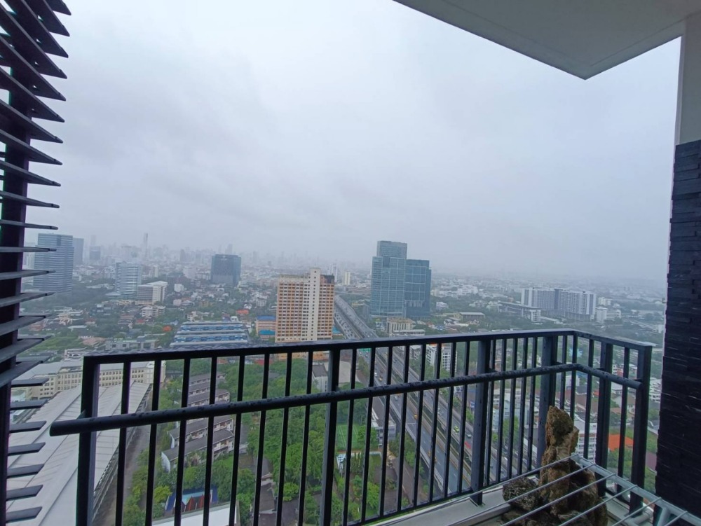 For SaleCondoSapankwai,Jatujak : Condo for sale, Intro, Intro Phaholyothin - Pradipat, size 94.55 sq m., Floor 32