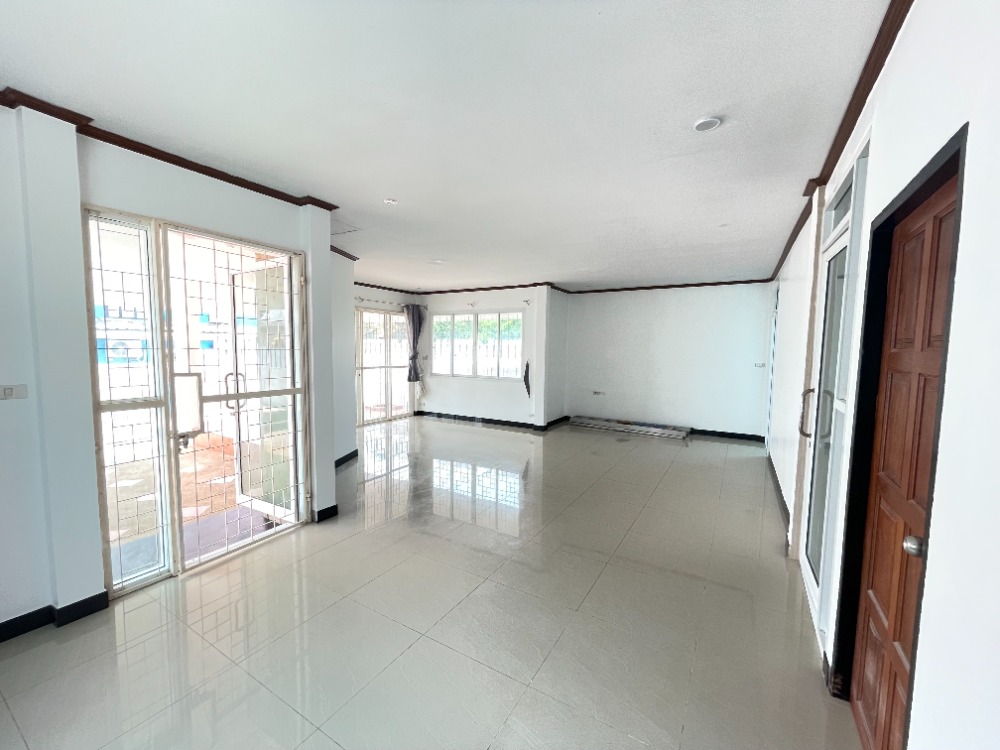 ขายบ้านหัวหิน ประจวบคีรีขันธ์ : ขายบ้านใกล้ตลาดแพไม้ ราคา2.4ล้าน บ้านชลประทาน72 ใจกลางเมืองหัวหิน