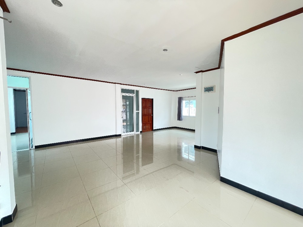 ขายบ้านหัวหิน ประจวบคีรีขันธ์ : ขายบ้านใกล้ตลาดแพไม้ ราคา2.4ล้าน บ้านชลประทาน72 ใจกลางเมืองหัวหิน