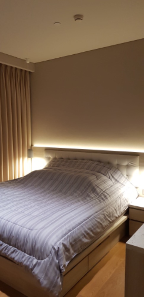 For RentCondoSukhumvit, Asoke, Thonglor : For rent The Lumpini 24 1 big bedroom high floor