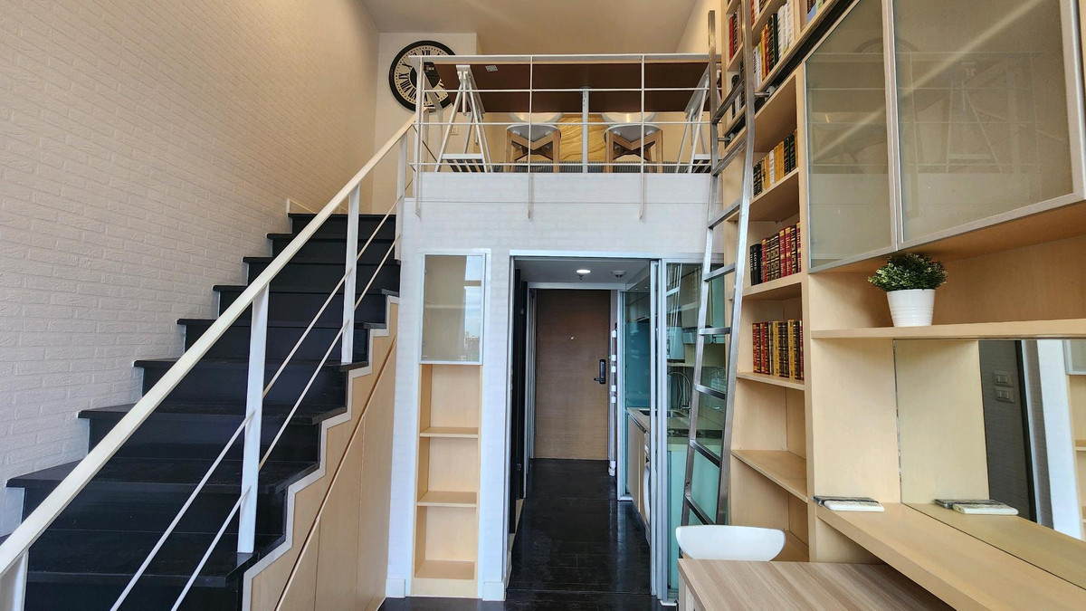 ให้เช่าคอนโดสุขุมวิท อโศก ทองหล่อ : Ideo Morph 38 | ให้เช่าห้องดูเพล็ก 1 ห้องนอน ทำเลสะดวกใจกลางเมือง ตึก Pet Friendly วิวสีเขียวผ่อนคลาย