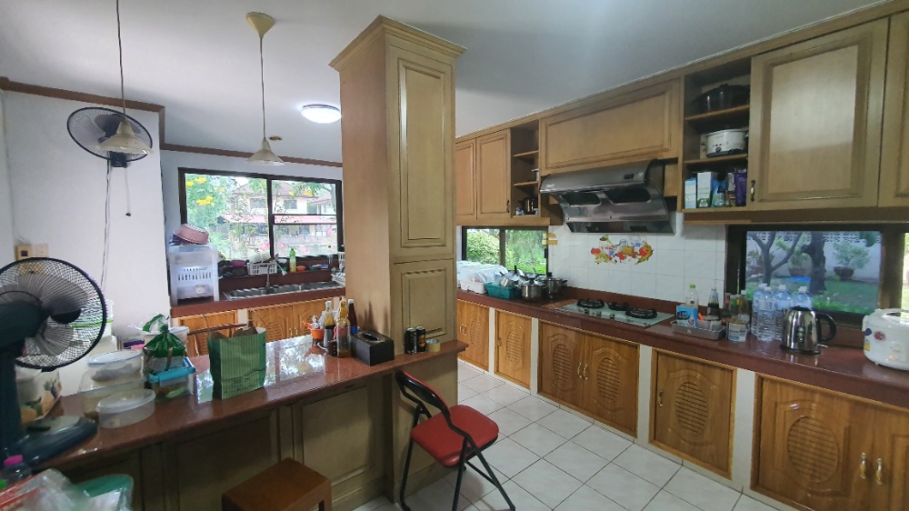 For SaleHousePathum Thani,Rangsit, Thammasat : Single house for sale on the waterfront, ready to move in, Thararin Village, Rangsit, Khlong 2, Lam Luk Ka, Pathum Thani.