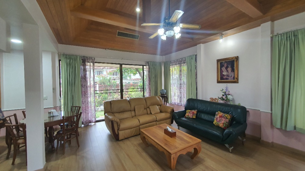 For SaleHousePathum Thani,Rangsit, Thammasat : Single house for sale on the waterfront, ready to move in, Thararin Village, Rangsit, Khlong 2, Lam Luk Ka, Pathum Thani.