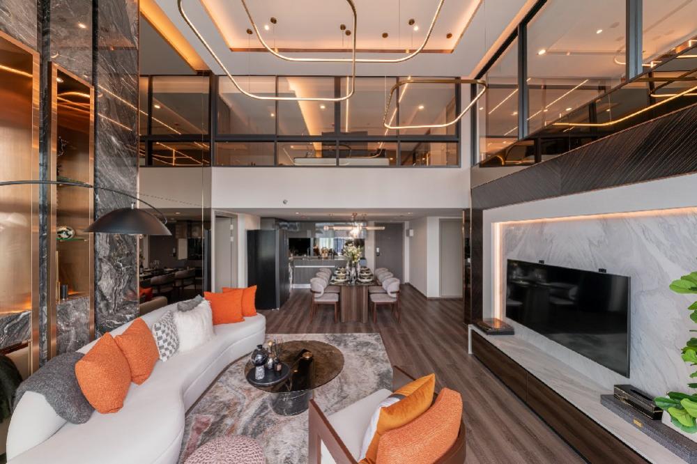 ขายคอนโดพระราม 9 เพชรบุรีตัดใหม่ RCA : For Sales ✨Mock Up Room 2Bedroom Hybrid 137Sqm @ Ideo Rama9 -Asoke  Please Call 098-292-4151 Khun Oil