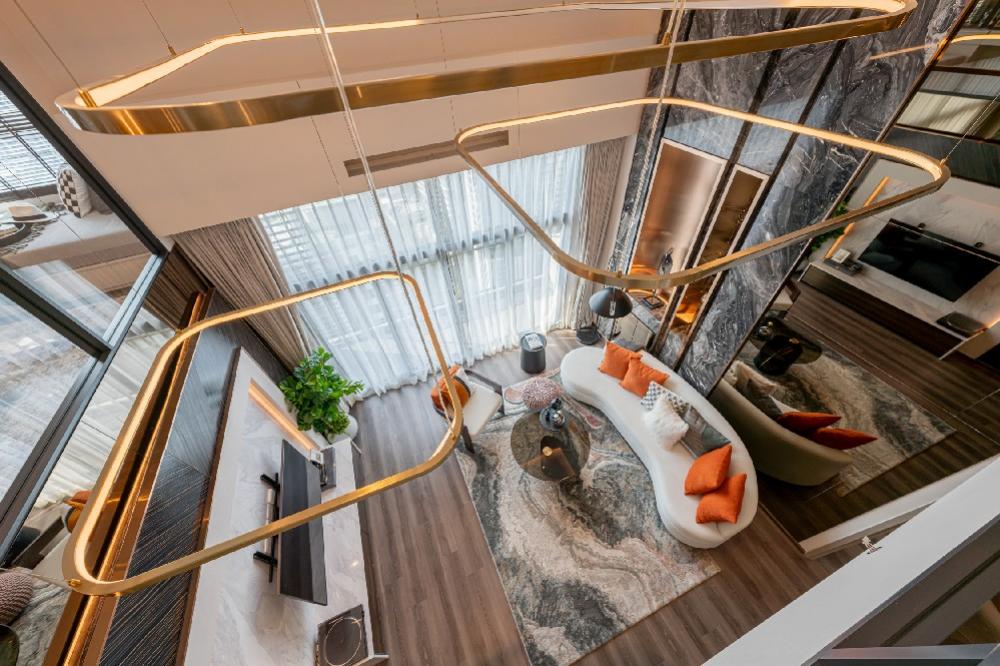 ขายคอนโดพระราม 9 เพชรบุรีตัดใหม่ RCA : For Sales ✨Mock Up Room 2Bedroom Hybrid 137Sqm @ Ideo Rama9 -Asoke  Please Call 098-292-4151 Khun Oil