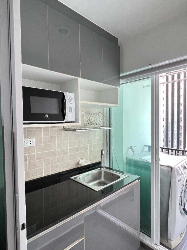 ขายคอนโดบางซื่อ วงศ์สว่าง เตาปูน : ขาย คอนโดรีเจ้นท์โฮมบางซ่อน เฟส 27 ติดรถไฟฟ้า MRT บางซ่อน ห้องสวยมาก ตึก C ชั้น 22 ราคา 1.55 ล้านบาท