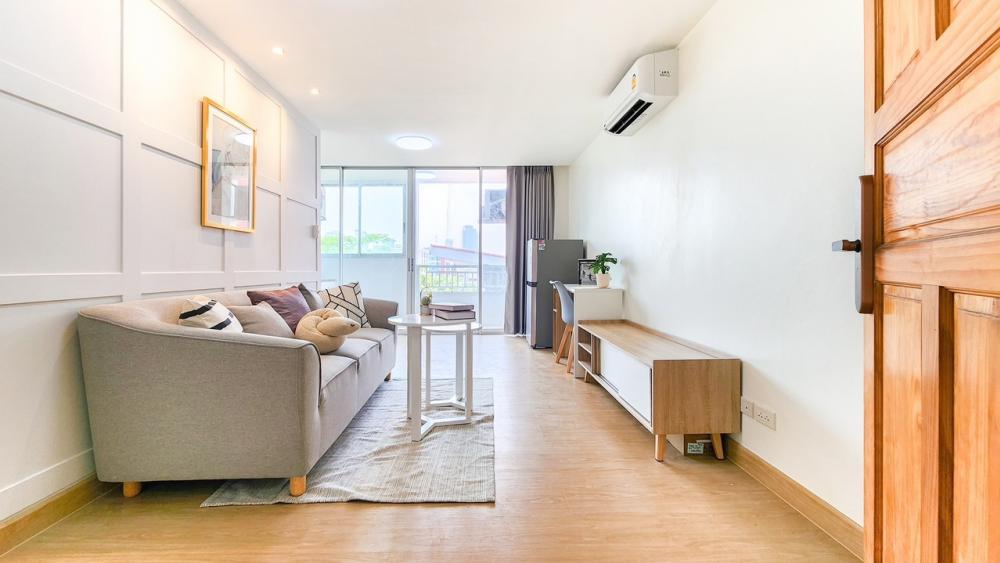For SaleCondoRatchadapisek, Huaikwang, Suttisan : Condo near BTS Huai Khwang station, newly renovated, ready to move in