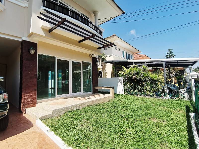 For RentHouseRathburana, Suksawat : House for rent Supalai Park Ville Pracha Uthit - Suksawat. Near Big C - Pracha Uthit, only 5 minutes