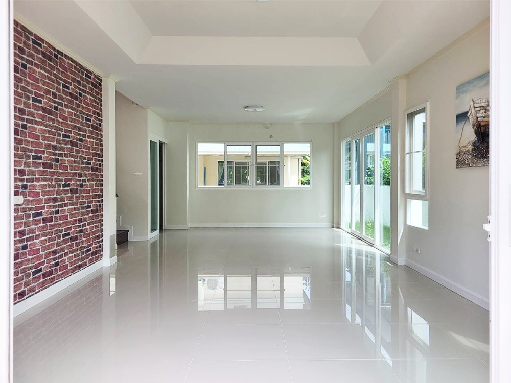 For RentHouseRathburana, Suksawat : House for rent Supalai Park Ville Pracha Uthit - Suksawat. Near Big C - Pracha Uthit, only 5 minutes