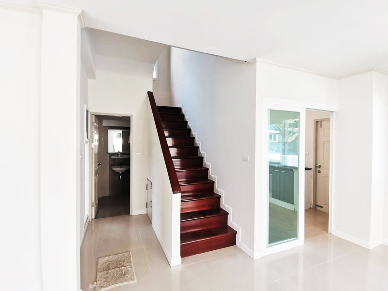 For RentHouseRathburana, Suksawat : House for rent Supalai Park Ville Pracha Uthit - Suksawat. Near Big C - Pracha Uthit, only 5 minutes