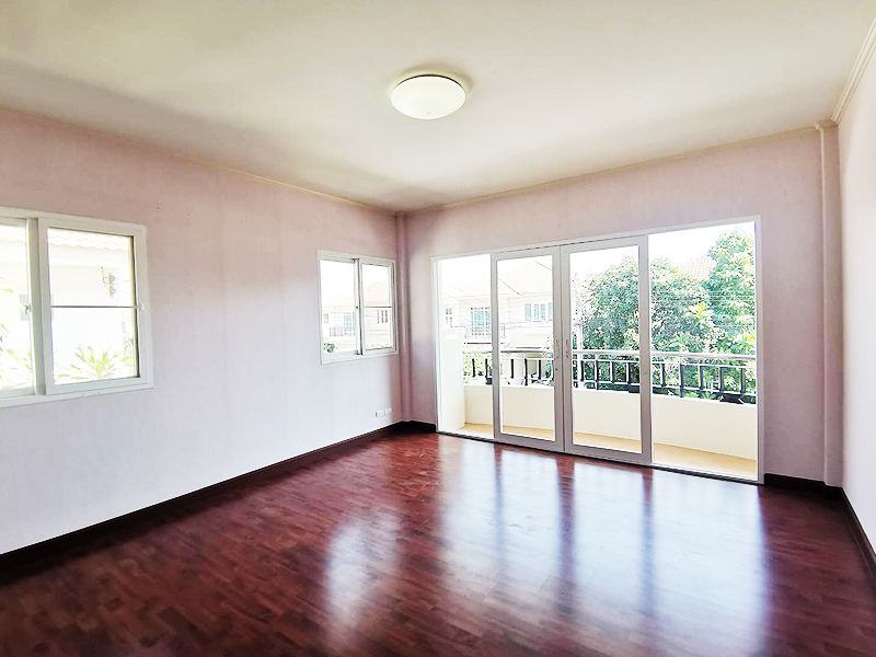 For RentHouseRathburana, Suksawat : House for rent Supalai Park Ville Pracha Uthit - Suksawat. Near Big C - Pracha Uthit, only 5 minutes