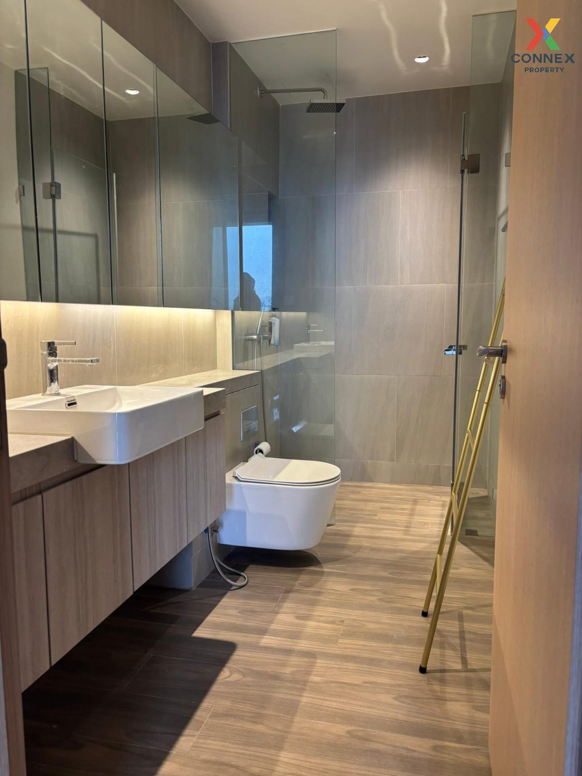 ขายคอนโดสีลม ศาลาแดง บางรัก : ขายคอนโด เดอะ ลอฟท์ สีลม BTS-สุรศักดิ์ สีลม เขต บางรัก กรุงเทพ CX-122125