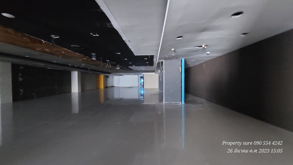 ให้เช่าสำนักงานรัชดา ห้วยขวาง : Building & Showroom For rent  ติดถนนรัชดาภิเษก สุดยอดทำเลธุรกิจใจกลางรัชดา