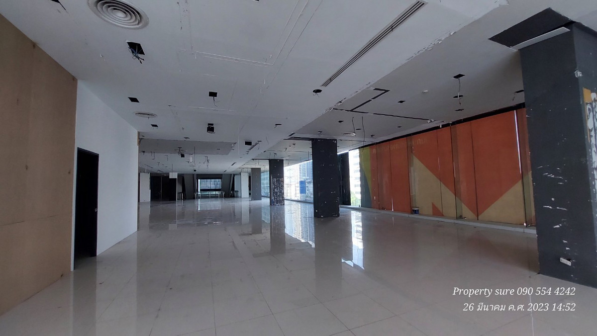 ให้เช่าสำนักงานรัชดา ห้วยขวาง : Building & Showroom For rent  ติดถนนรัชดาภิเษก สุดยอดทำเลธุรกิจใจกลางรัชดา