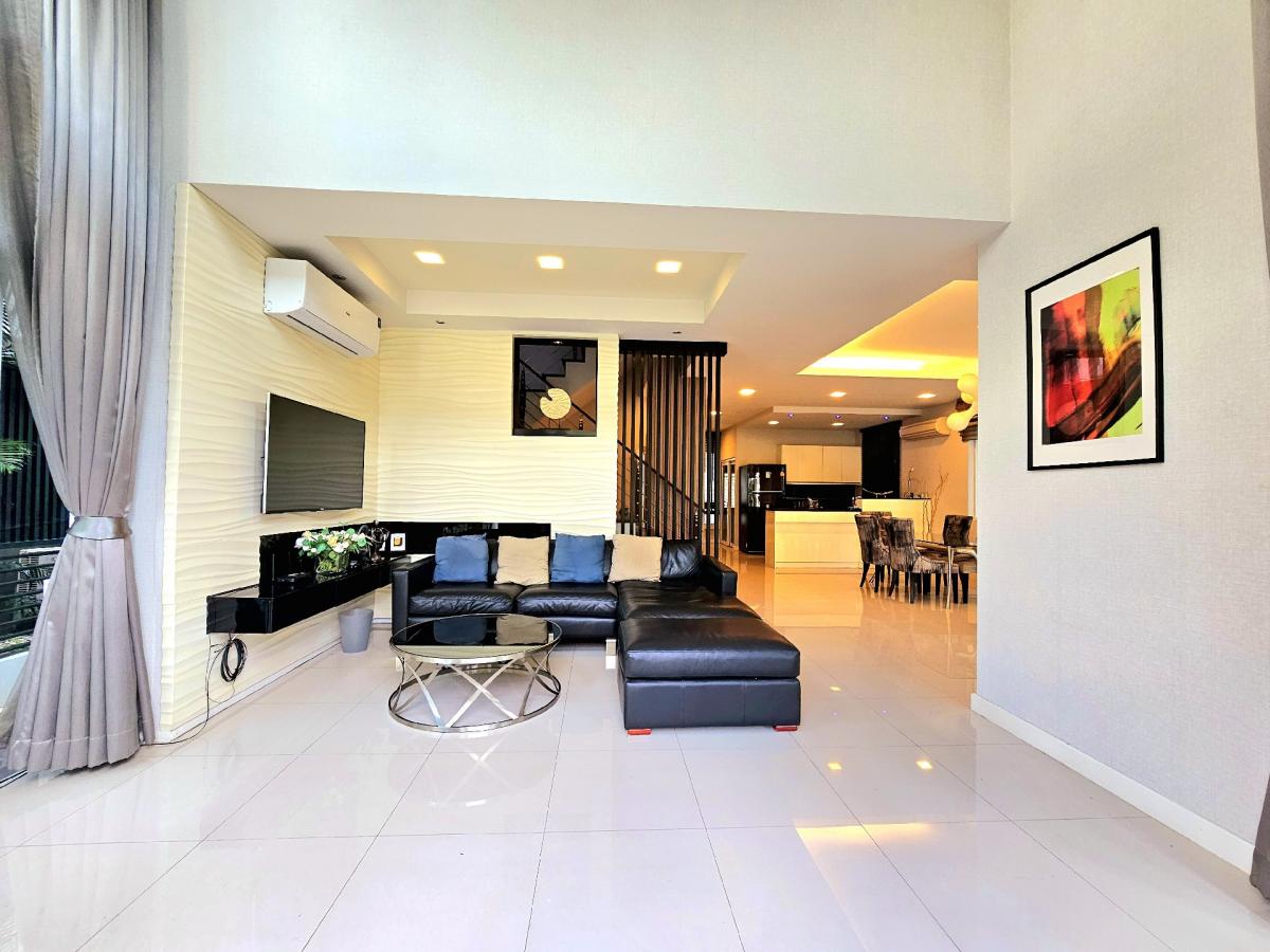 For RentHouseLadprao, Central Ladprao : House for rent for executives, Ladprao Soi 1