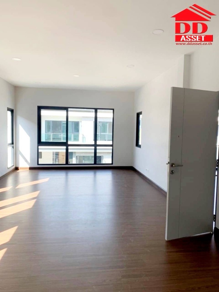 For SaleHouseBangna, Bearing, Lasalle : The city Bangna The City Bangna Km.7 2-storey luxury detached house