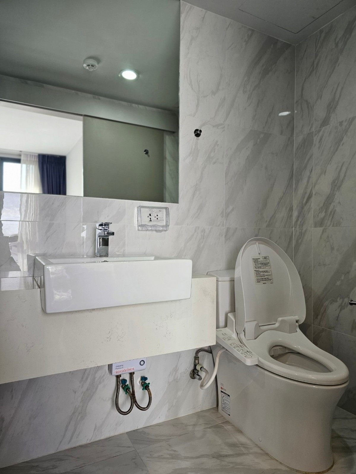 For RentCondoSukhumvit, Asoke, Thonglor : ***For RENT IDEO Mobi Sukhumvit 40, 1 bedroom (s) ***