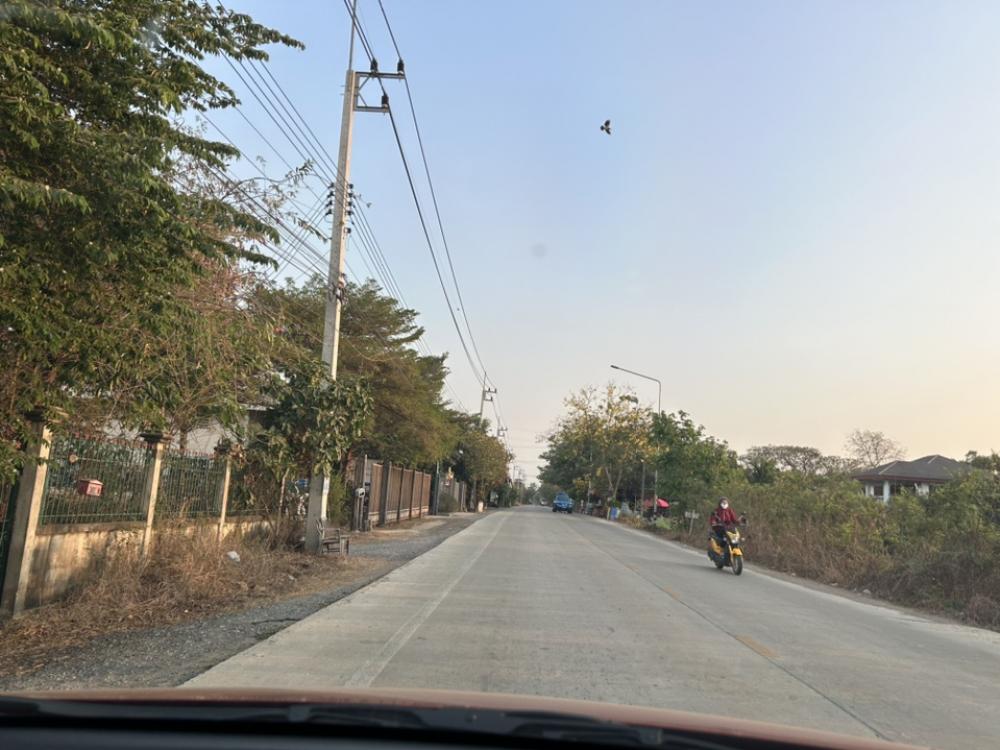 ขายที่ดินอยุธยา : ขายที่ดิน 45ไร่ 2.39 กิโลถึงมอเตอร์เวย์วังน้อย Tel. 093 296 2878 ติดถนนคอนกรีตตัดผ่านทั้งหน้าและหลัง 2.8 โล ถึงนิคมอุตสาหหกรรมจีน 093 296 2878