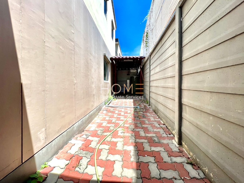 For SaleTownhomePathum Thani,Rangsit, Thammasat : Corner unit, better price! ✨ Habitown Fold Tiwanon - Chaengwattana Townhome / 3 Bedrooms (FOR SALE) AOM002
