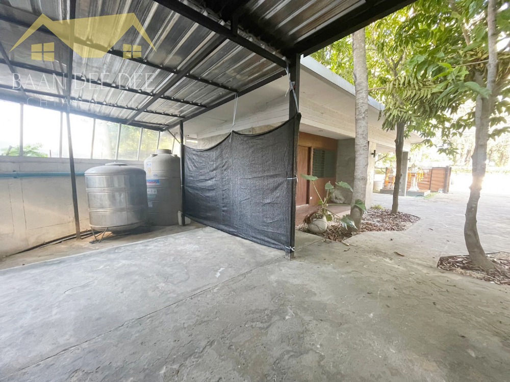 บ้านใจกลางเมือง ให้เช่าเดือนละ 45,000 บาท ใกล้เมญ่า No.1H429 Loading...