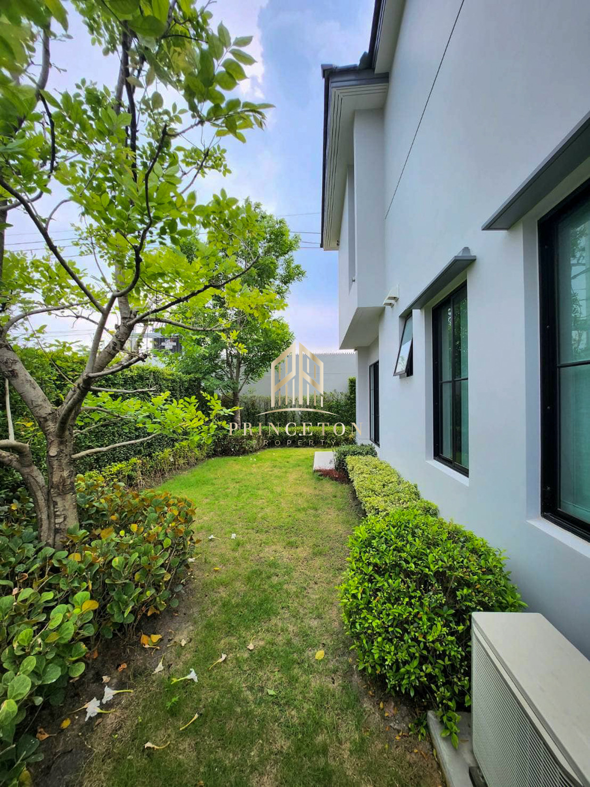 ให้เช่าบ้านพัฒนาการ ศรีนครินทร์ : ให้เช่าบ้านเดี่ยว นันทวัน พระราม9 กรุงเทพกรีฑา 📞092-4252445  Nantawan Rama 9 Krungthep Kreetha