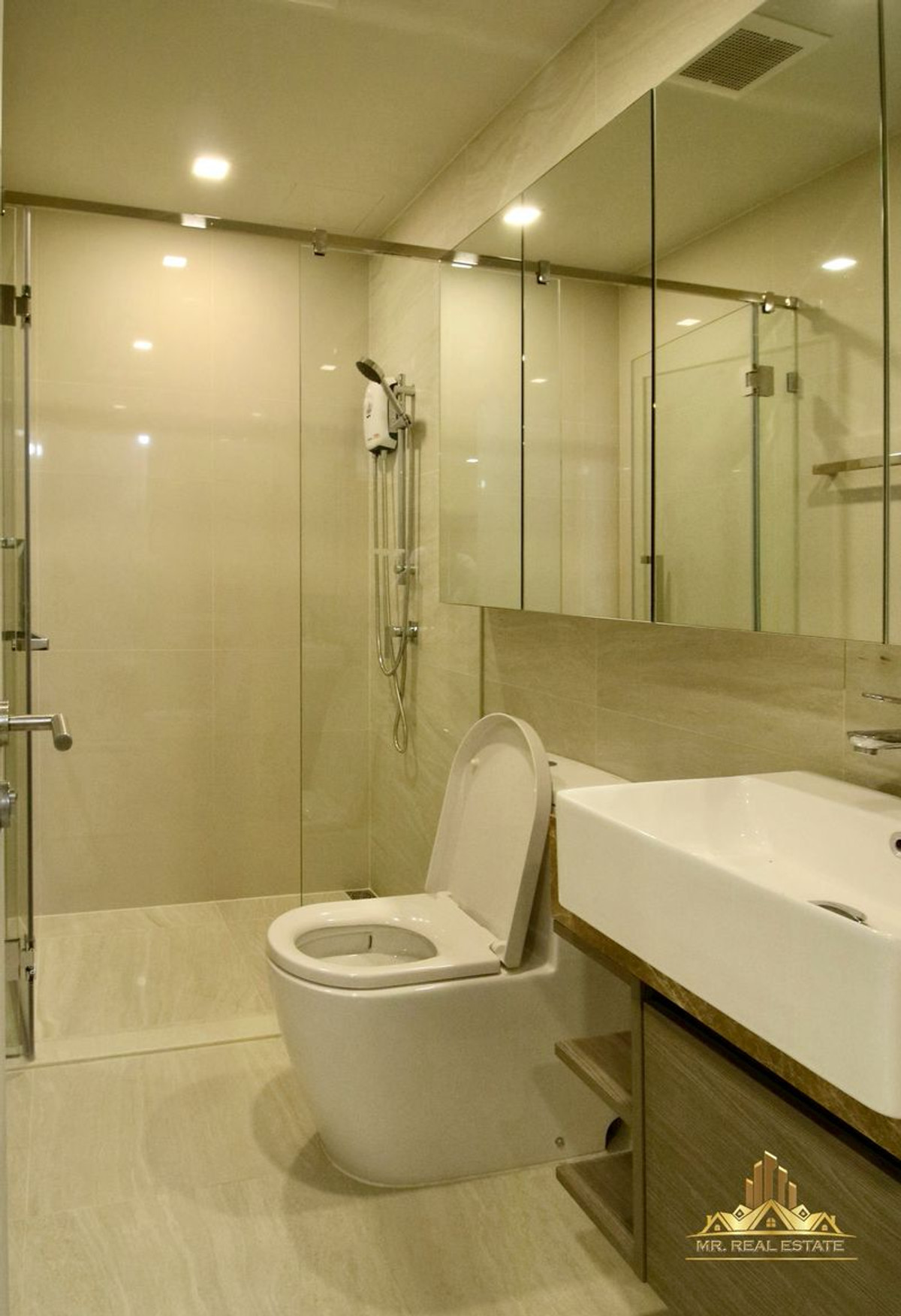 For RentCondoSukhumvit, Asoke, Thonglor : ***For RENT Quintara Treehaus Sukhumvit 42, 1 bedroom (s) ***