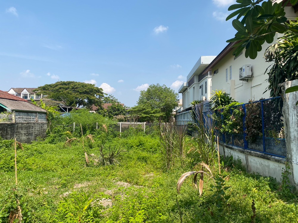 For SaleLandChaengwatana, Muangthong : Land for sale 100 square meters
