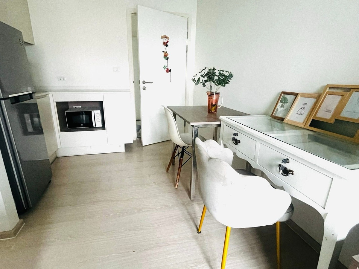 ให้เช่าคอนโดรัชดา ห้วยขวาง : ราคาดีมาก 1BR ห้องใหญ่ 13000/เดือน