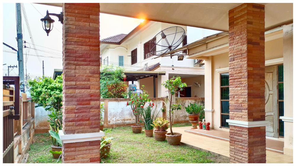 For SaleHouseChiang Rai : House for sale, 2 floors, 63 sq wa., 4 bed, 3 bath, Thong Waree Village, Ban Du , Mueang, Chiang Rai