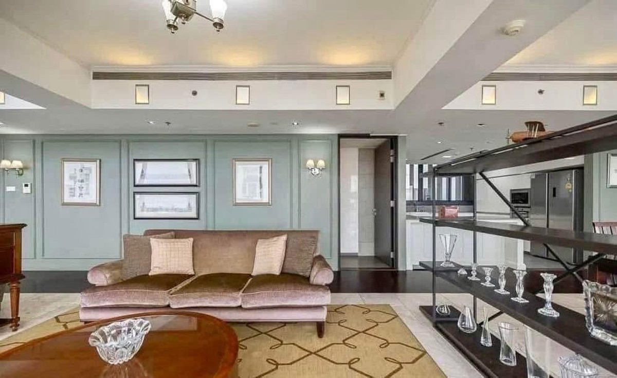 For RentCondoSathorn, Narathiwat : Rare 4-bedroom duplex at The Met with Chanin luxury furniture, river view, and private lift in a prime central location.