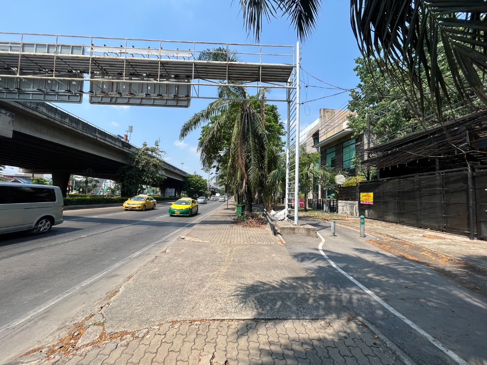 ขายที่ดินนวมินทร์ รามอินทรา : ที่ดิน เลียบด่วน รามอินทรา / 144 ตารางวา (ขาย), Land Liab Duan Ramintra / 576 Square Metre (FOR SALE) TPM183