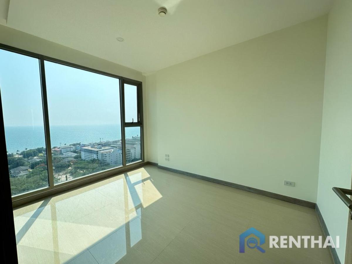 Live Luxury in Pattaya at The Riviera Jomtien! Loading...