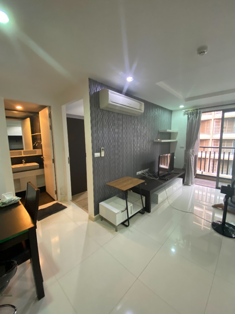 ให้เช่าคอนโดสุขุมวิท อโศก ทองหล่อ : เช่า คอนโด โว้ค สุขุมวิท 31  2 Bed 1 bath LineID : @Rizzestate (มี @ ข้างหน้า)