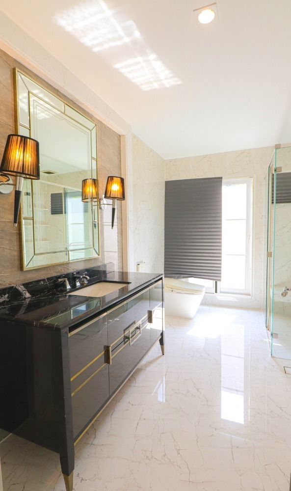 For SaleHouseBangna, Bearing, Lasalle : Nantawan banana km.7 for sale