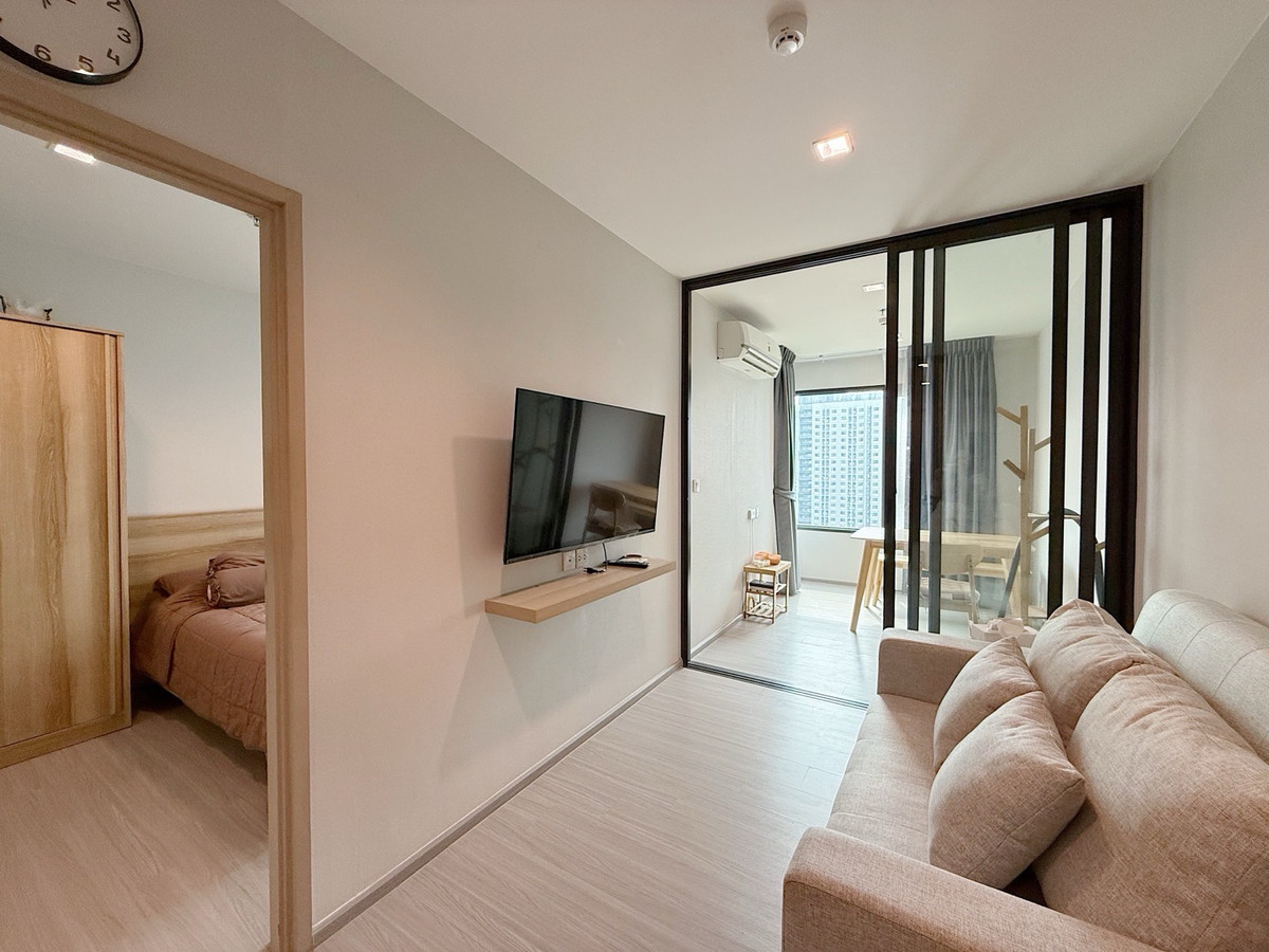 For RentCondoThaphra, Talat Phlu, Wutthakat : 👑Life Sathorn Sierra👑1bed plus, new room, good price 🎉✨ high floor Ready to move in