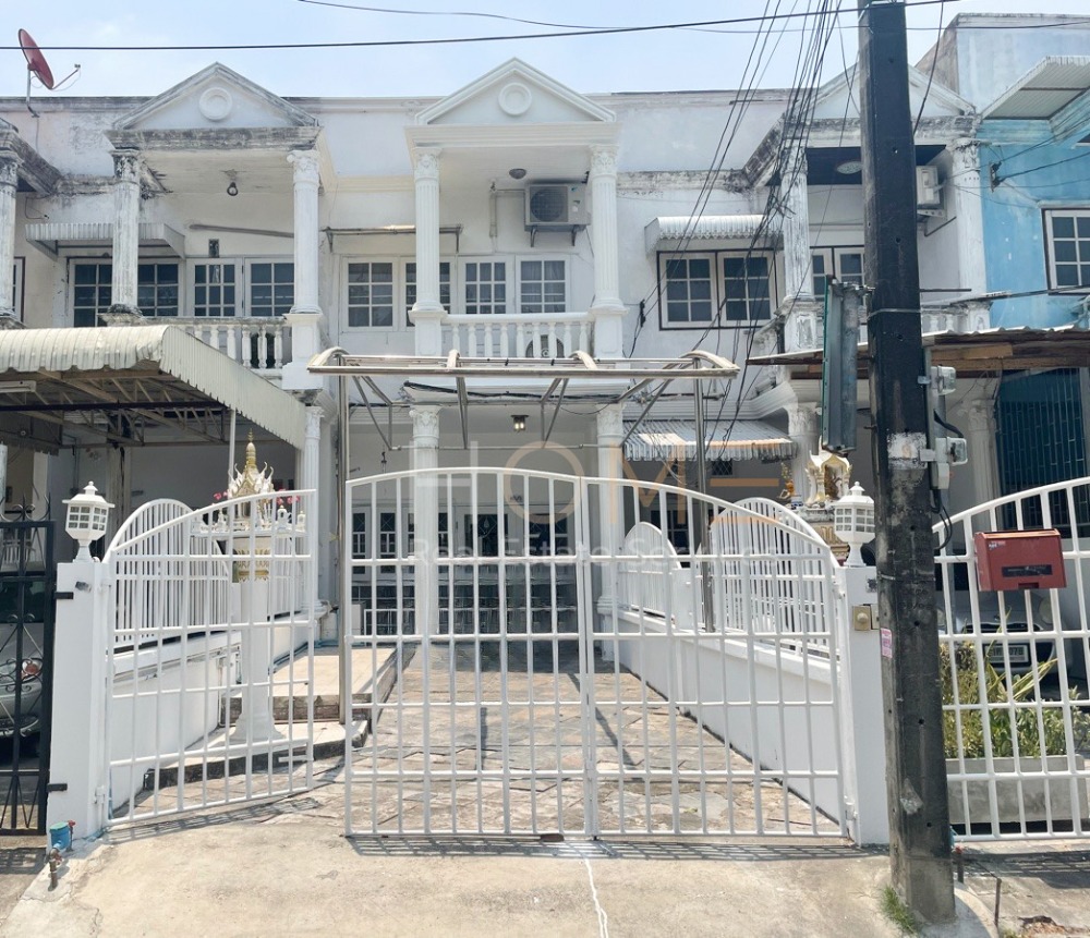 For SaleTownhomeKasetsart, Ratchayothin : Townhouse Phahonyothin 35 near BTS Ratchayothin ✨ 2 bedrooms (for sale), Townhouse Phahonyothin 2 Bedrooms (FOR SALE) MEAW186