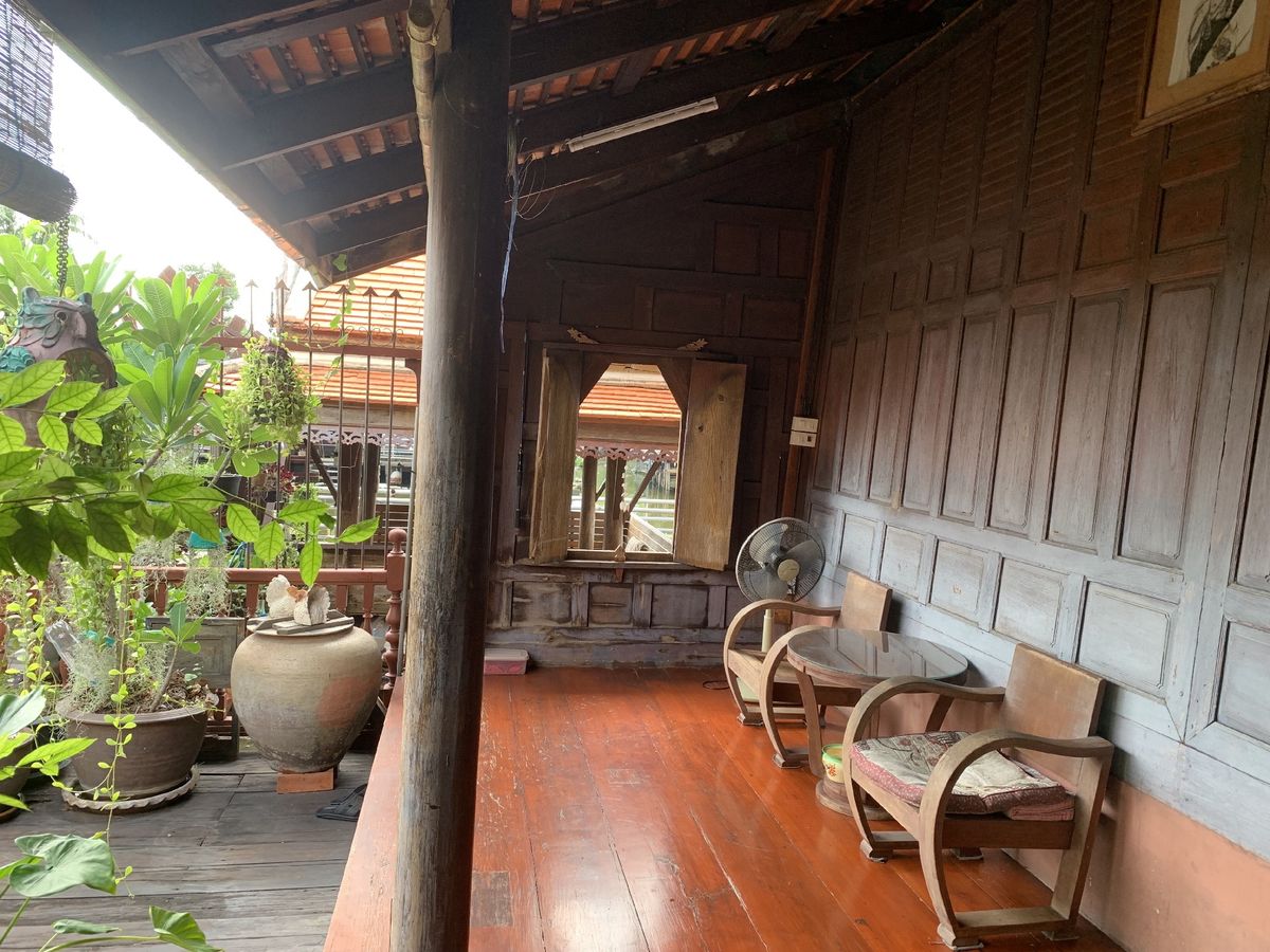 For RentHouseNonthaburi, Bang Yai, Bangbuathong : A thai house for commercial advertisings, short films, Pre- Wedding B6,000 per day