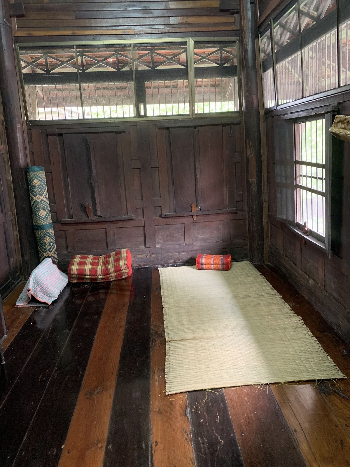 For RentHouseNonthaburi, Bang Yai, Bangbuathong : A thai house for commercial advertisings, short films, Pre- Wedding B6,000 per day