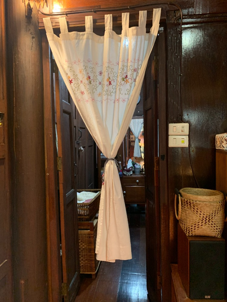 For RentHouseNonthaburi, Bang Yai, Bangbuathong : A thai house for commercial advertisings, short films, Pre- Wedding B6,000 per day