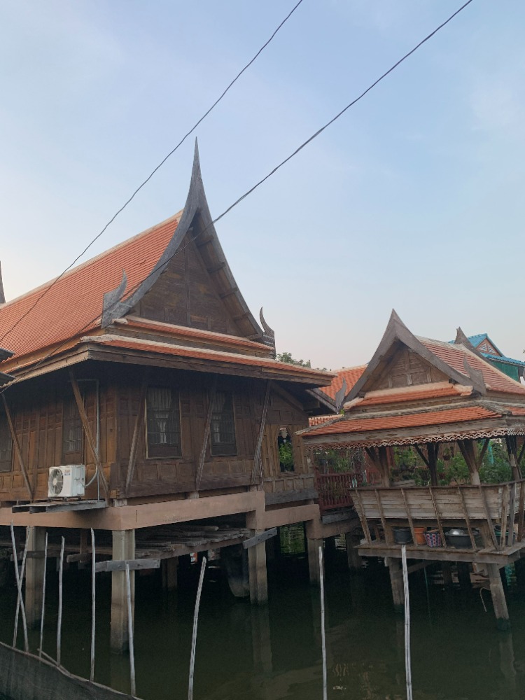 For RentHouseNonthaburi, Bang Yai, Bangbuathong : A thai house for commercial advertisings, short films, Pre- Wedding B6,000 per day