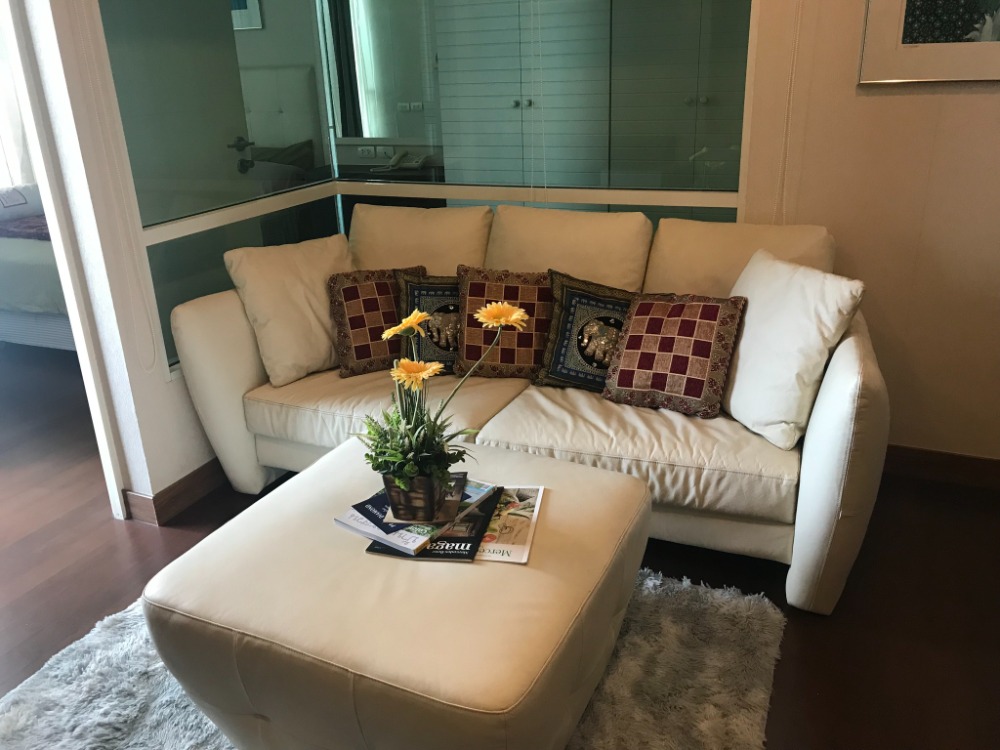 For RentCondoSukhumvit, Asoke, Thonglor : 🎈💥 Condo for rent, Ivy Thonglor (Ivy Thonglor) 1b1b / LineID: @Rizzestate (with @ in front)