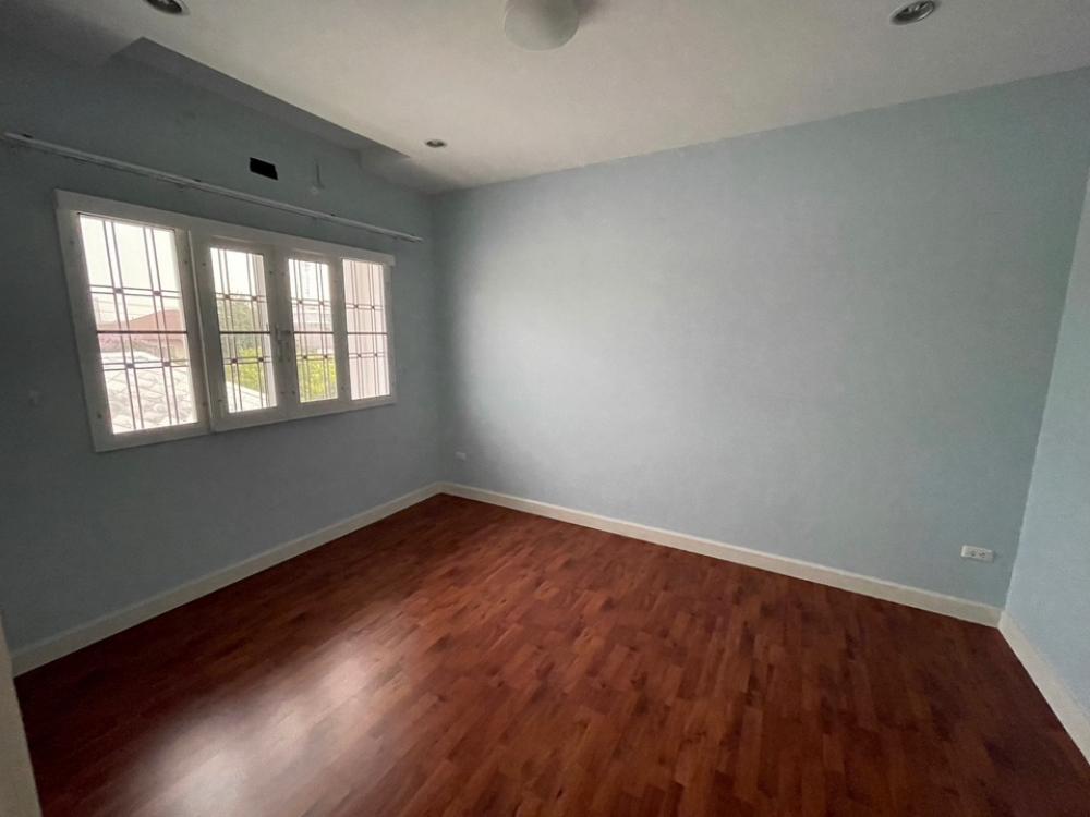 For RentTownhomePinklao, Charansanitwong : New Rent a new townhome Ban Chuan Chuen Charan Village 3 next to Tha Phra BTS