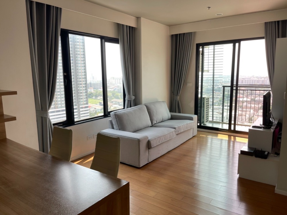 ขายคอนโดอ่อนนุช อุดมสุข : Blocs 77 / 2 Bedrooms (SALE WITH TENENT), บลอคส์ 77 / 2 ห้องนอน (ขายพร้อมผู้เช่า) HL1155