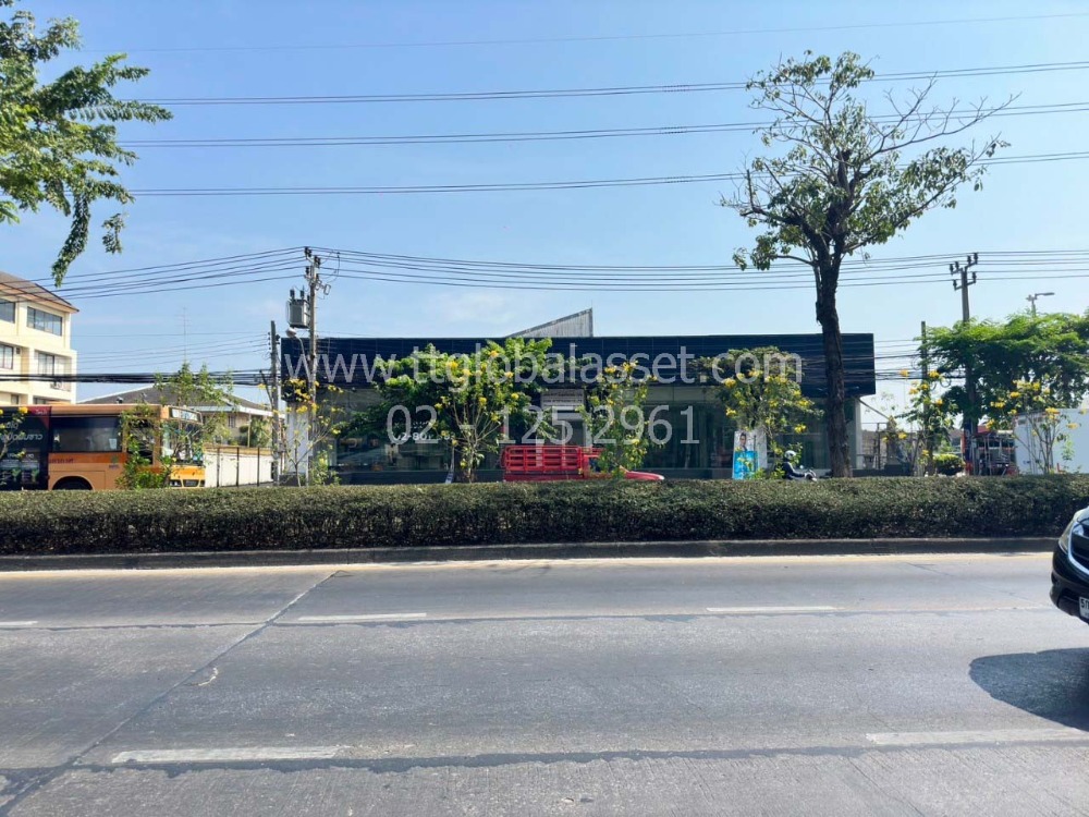 ขายโกดังบางแค เพชรเกษม : โชว์รูมพร้อมโกดัง 508 ตร.ว. ติดถนนใหญ่ถนนเพชรเกษม