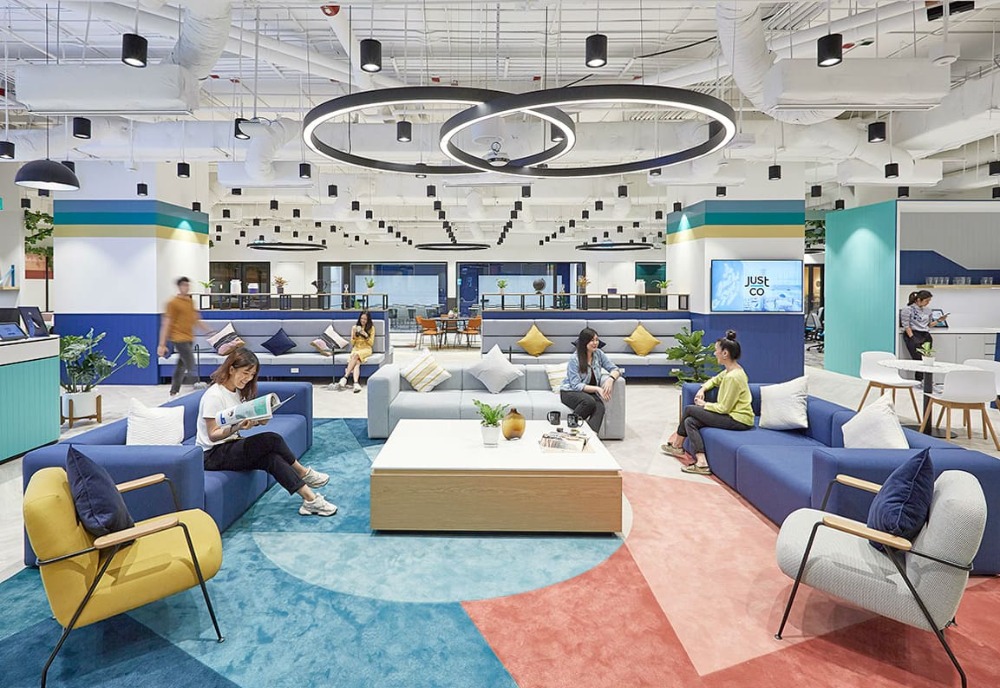 For RentOfficeWitthayu, Chidlom, Langsuan, Ploenchit : For Rent Serviced Office Amarin Plaza Office Building Fully-Furnished Starting for 1 - 100 Workstations (Rental Price starting from 9,000 THB/month) closed to BTS Chidlom, Rajprasong, Rajdamri, Pathumwan, Ploenchit, Lumpi