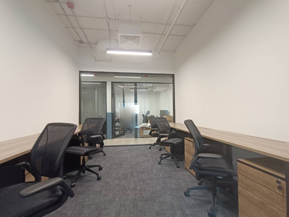 ให้เช่าสำนักงานสีลม ศาลาแดง บางรัก : เซอร์วิสออฟฟิศ พื้นที่สำนักงานให้เช่า สีลม ศาลาแดง Serviced Office พื้นที่เริ่มต้นสำหรับ 1 - 100 ท่าน ตกแต่งสวย พร้อมเข้าอยู่ อาคาร สีลม เอจ - Silom Edge Office Building ใกล้รถไฟฟ้า BTSศาลาแดง, MRTสีลม เริ่มต้น 9,000 บาท